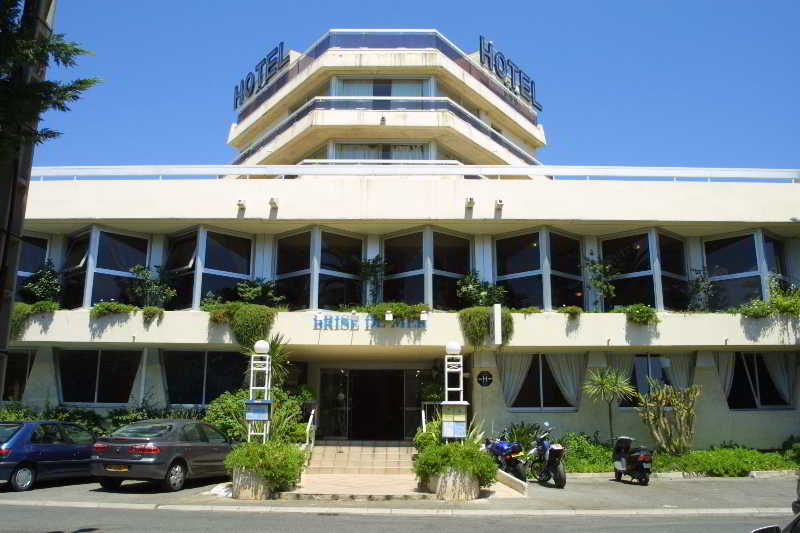 Hotel Brise de Mer - Piscine intérieure&extérieure Saint-Raphaël Exterior foto