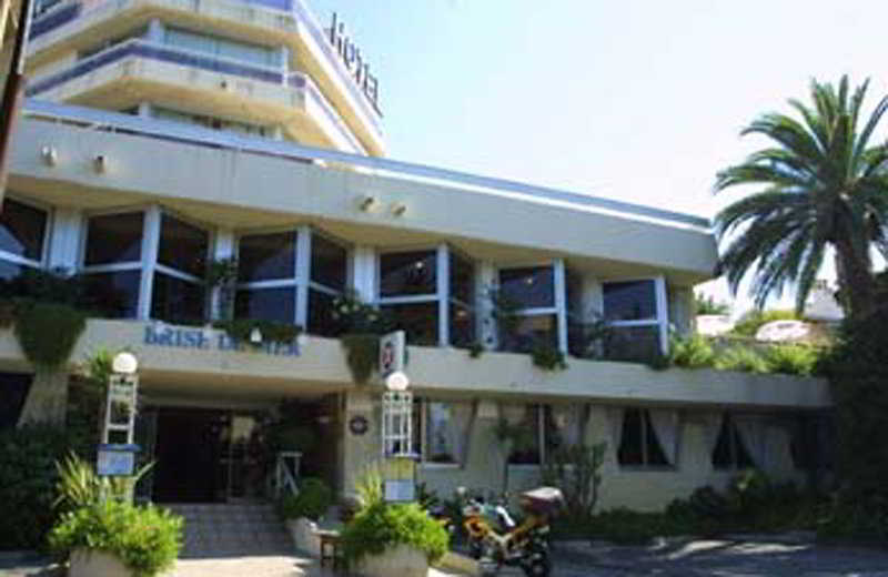 Hotel Brise de Mer - Piscine intérieure&extérieure Saint-Raphaël Exterior foto